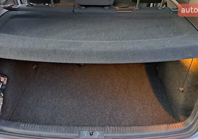 Сірий Фольксваген Гольф, об'ємом двигуна 1.39 л та пробігом 240 тис. км за 6500 $, фото 10 на Automoto.ua