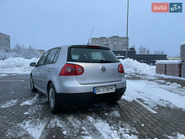 Сірий Фольксваген Гольф, об'ємом двигуна 1.6 л та пробігом 203 тис. км за 5700 $, фото 6 на Automoto.ua
