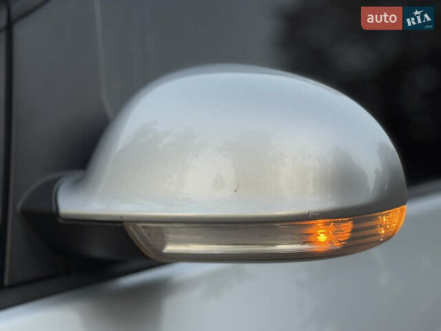 Серый Фольксваген Гольф, объемом двигателя 1.6 л и пробегом 248 тыс. км за 7200 $, фото 18 на Automoto.ua