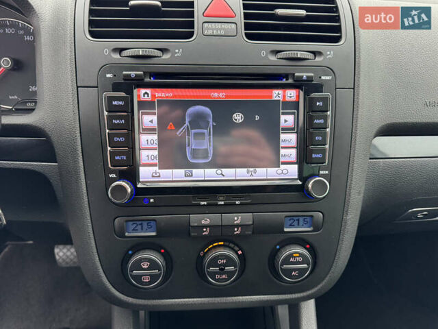 Сірий Фольксваген Гольф, об'ємом двигуна 1.4 л та пробігом 217 тис. км за 7800 $, фото 50 на Automoto.ua