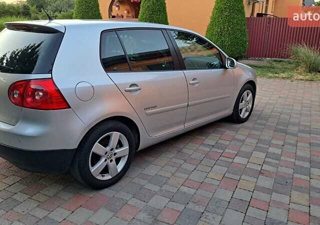 Сірий Фольксваген Гольф, об'ємом двигуна 1.39 л та пробігом 240 тис. км за 6500 $, фото 6 на Automoto.ua