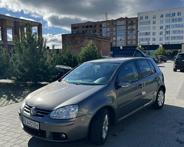 Сірий Фольксваген Гольф, об'ємом двигуна 1.4 л та пробігом 260 тис. км за 6000 $, фото 8 на Automoto.ua