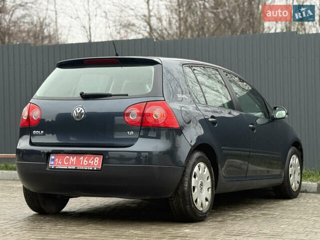 Сірий Фольксваген Гольф, об'ємом двигуна 1.6 л та пробігом 229 тис. км за 5555 $, фото 40 на Automoto.ua