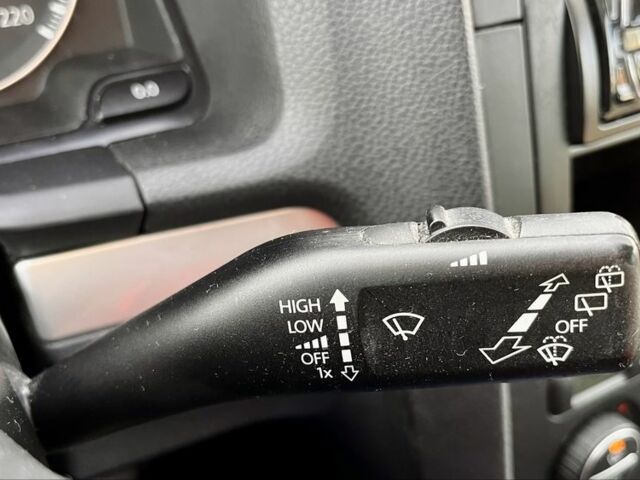 Серый Фольксваген Гольф, объемом двигателя 1.4 л и пробегом 217 тыс. км за 5550 $, фото 18 на Automoto.ua