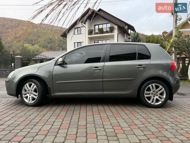 Серый Фольксваген Гольф, объемом двигателя 1.39 л и пробегом 275 тыс. км за 6250 $, фото 17 на Automoto.ua