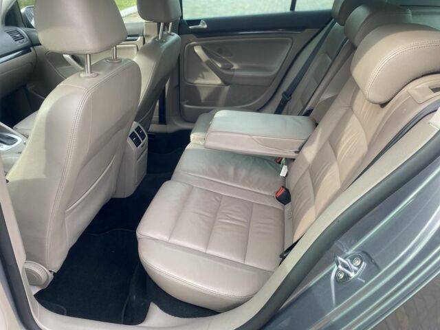 Сірий Фольксваген Гольф, об'ємом двигуна 1.4 л та пробігом 194 тис. км за 7700 $, фото 11 на Automoto.ua