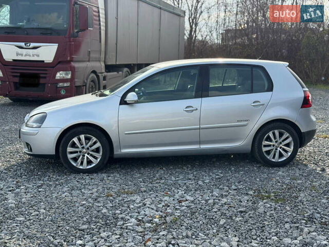Сірий Фольксваген Гольф, об'ємом двигуна 1.6 л та пробігом 214 тис. км за 6200 $, фото 4 на Automoto.ua