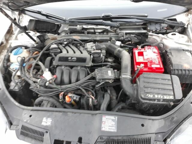 Серый Фольксваген Гольф, объемом двигателя 1.6 л и пробегом 249 тыс. км за 4700 $, фото 7 на Automoto.ua