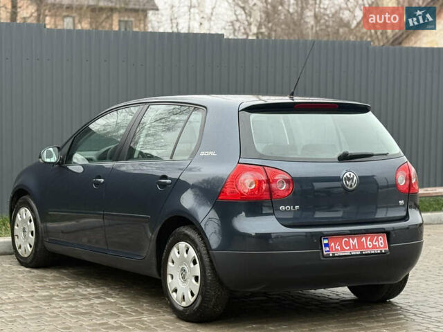 Сірий Фольксваген Гольф, об'ємом двигуна 1.6 л та пробігом 229 тис. км за 5555 $, фото 27 на Automoto.ua