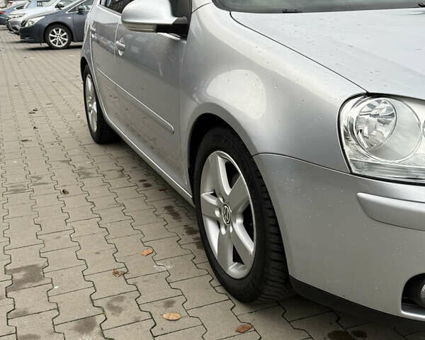 Серый Фольксваген Гольф, объемом двигателя 1.4 л и пробегом 251 тыс. км за 6450 $, фото 15 на Automoto.ua