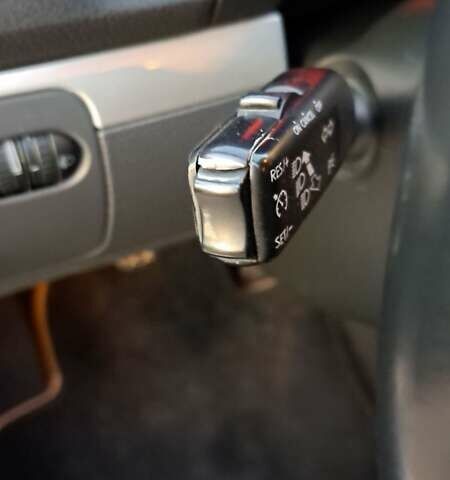 Сірий Фольксваген Гольф, об'ємом двигуна 1.39 л та пробігом 240 тис. км за 6500 $, фото 23 на Automoto.ua