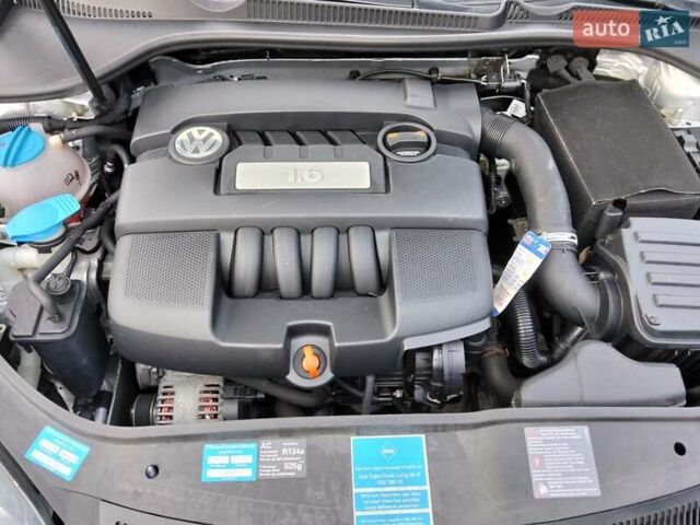 Сірий Фольксваген Гольф, об'ємом двигуна 0 л та пробігом 152 тис. км за 5800 $, фото 35 на Automoto.ua