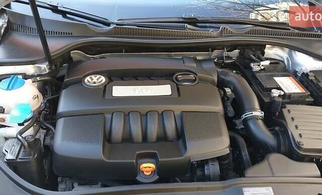 Сірий Фольксваген Гольф, об'ємом двигуна 1.6 л та пробігом 228 тис. км за 6500 $, фото 32 на Automoto.ua