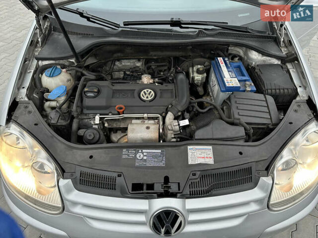 Серый Фольксваген Гольф, объемом двигателя 1.4 л и пробегом 249 тыс. км за 5999 $, фото 47 на Automoto.ua