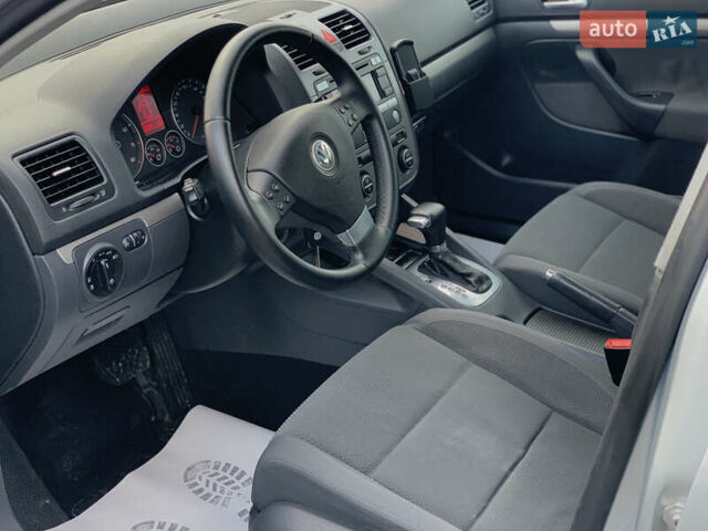 Сірий Фольксваген Гольф, об'ємом двигуна 1.4 л та пробігом 211 тис. км за 6850 $, фото 12 на Automoto.ua