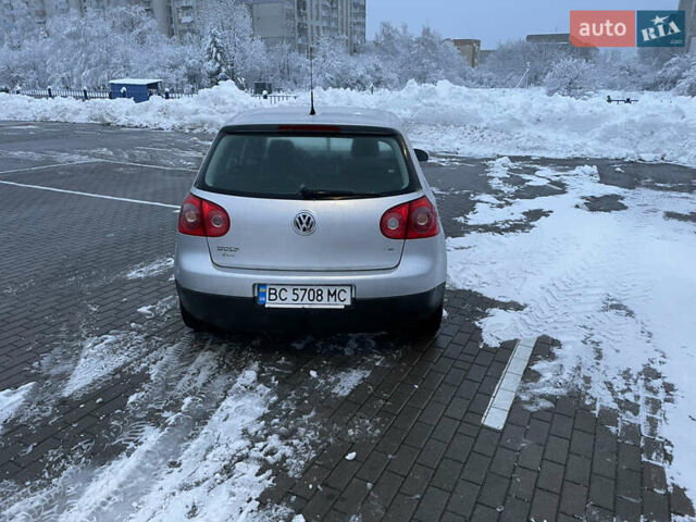 Сірий Фольксваген Гольф, об'ємом двигуна 1.6 л та пробігом 203 тис. км за 5700 $, фото 5 на Automoto.ua