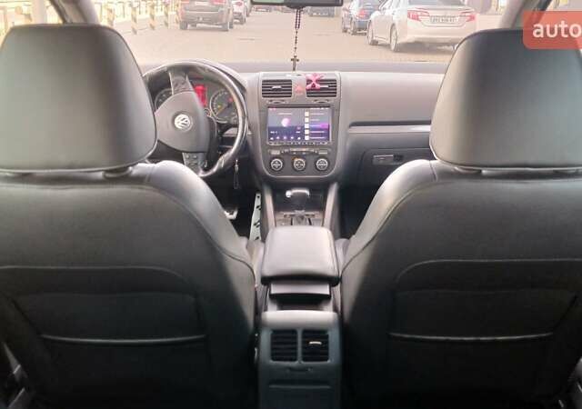 Сірий Фольксваген Гольф, об'ємом двигуна 1.4 л та пробігом 202 тис. км за 8100 $, фото 5 на Automoto.ua