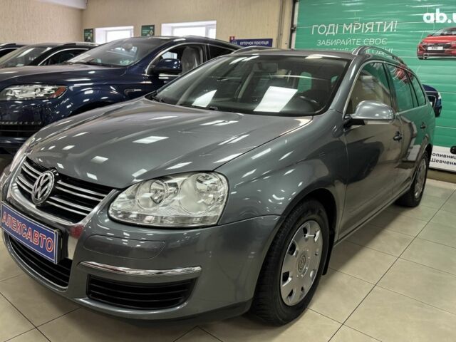 Сірий Фольксваген Гольф, об'ємом двигуна 0 л та пробігом 217 тис. км за 5800 $, фото 4 на Automoto.ua