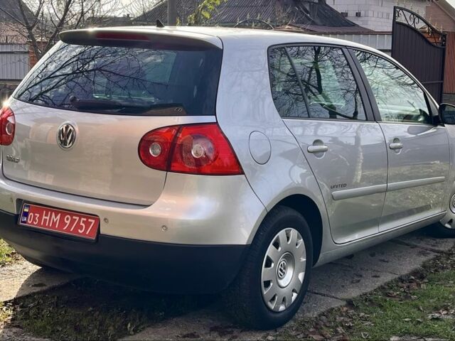 Серый Фольксваген Гольф, объемом двигателя 1.4 л и пробегом 217 тыс. км за 5550 $, фото 2 на Automoto.ua