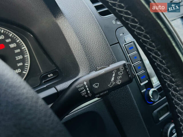 Серый Фольксваген Гольф, объемом двигателя 1.6 л и пробегом 170 тыс. км за 6600 $, фото 42 на Automoto.ua