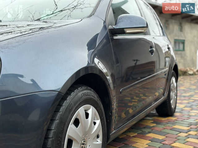 Сірий Фольксваген Гольф, об'ємом двигуна 1.4 л та пробігом 244 тис. км за 5999 $, фото 6 на Automoto.ua