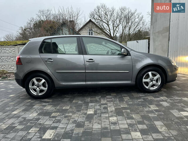 Сірий Фольксваген Гольф, об'ємом двигуна 1.6 л та пробігом 167 тис. км за 6550 $, фото 32 на Automoto.ua