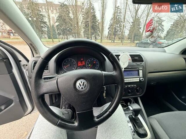 Серый Фольксваген Гольф, объемом двигателя 2.5 л и пробегом 247 тыс. км за 5700 $, фото 7 на Automoto.ua