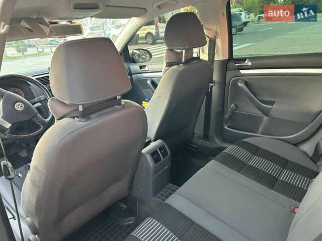 Сірий Фольксваген Гольф, об'ємом двигуна 1.39 л та пробігом 241 тис. км за 6199 $, фото 17 на Automoto.ua