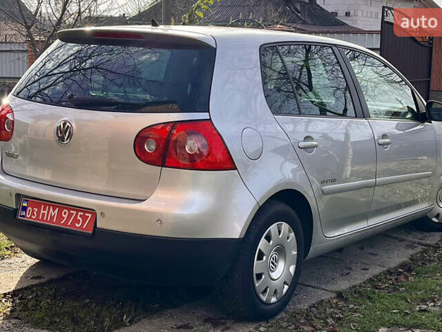 Серый Фольксваген Гольф, объемом двигателя 1.4 л и пробегом 217 тыс. км за 5649 $, фото 2 на Automoto.ua