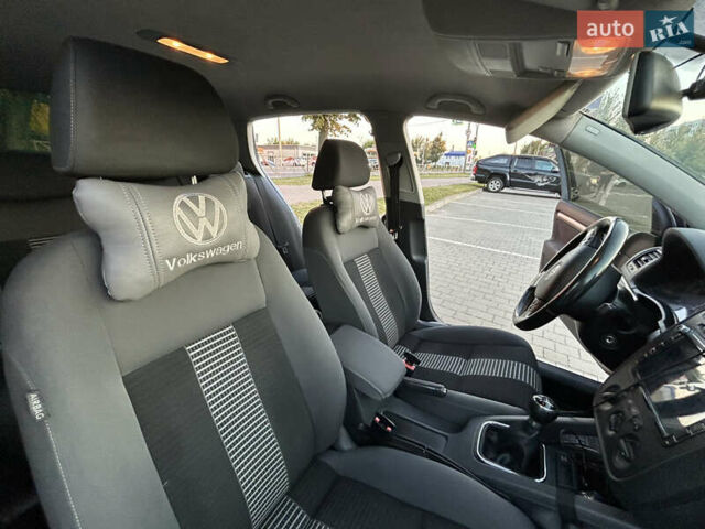 Сірий Фольксваген Гольф, об'ємом двигуна 1.39 л та пробігом 241 тис. км за 6199 $, фото 5 на Automoto.ua
