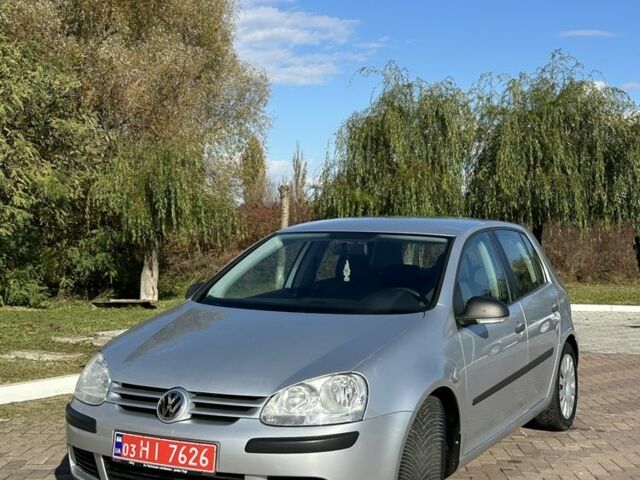 Серый Фольксваген Гольф, объемом двигателя 1.4 л и пробегом 217 тыс. км за 5450 $, фото 1 на Automoto.ua