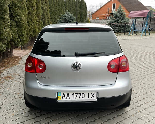 Сірий Фольксваген Гольф, об'ємом двигуна 1.39 л та пробігом 201 тис. км за 5400 $, фото 12 на Automoto.ua