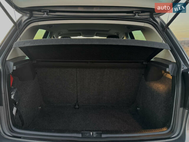 Сірий Фольксваген Гольф, об'ємом двигуна 1.6 л та пробігом 170 тис. км за 6600 $, фото 73 на Automoto.ua