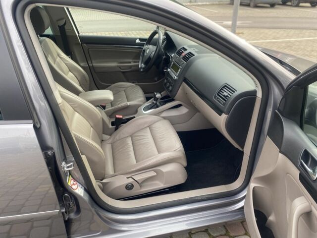 Сірий Фольксваген Гольф, об'ємом двигуна 1.4 л та пробігом 194 тис. км за 7700 $, фото 12 на Automoto.ua