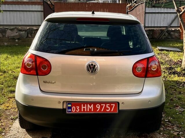 Серый Фольксваген Гольф, объемом двигателя 1.4 л и пробегом 217 тыс. км за 5550 $, фото 4 на Automoto.ua