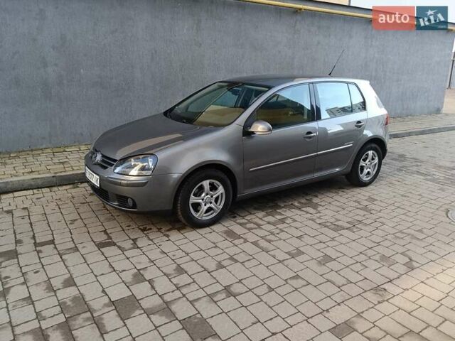 Серый Фольксваген Гольф, объемом двигателя 1.6 л и пробегом 168 тыс. км за 6800 $, фото 3 на Automoto.ua