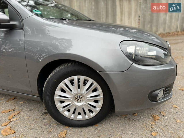 Серый Фольксваген Гольф, объемом двигателя 1.4 л и пробегом 217 тыс. км за 6300 $, фото 8 на Automoto.ua