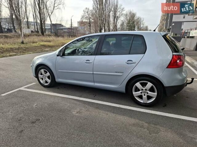 Сірий Фольксваген Гольф, об'ємом двигуна 1.6 л та пробігом 196 тис. км за 6800 $, фото 2 на Automoto.ua