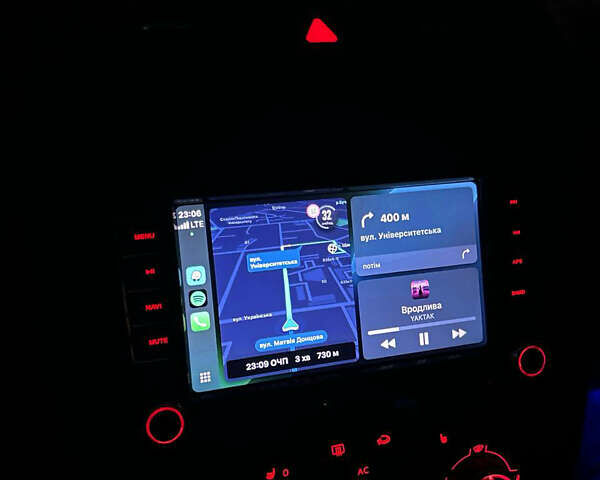 Серый Фольксваген Гольф, объемом двигателя 1.6 л и пробегом 270 тыс. км за 6000 $, фото 9 на Automoto.ua