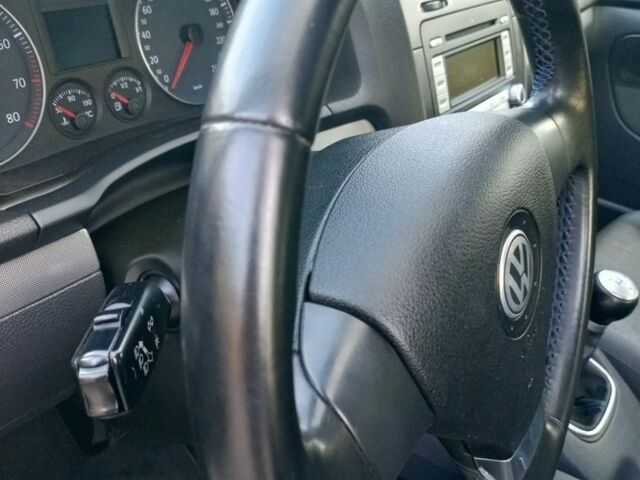 Серый Фольксваген Гольф, объемом двигателя 1.6 л и пробегом 196 тыс. км за 6399 $, фото 8 на Automoto.ua