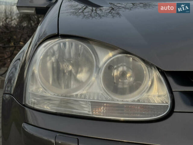 Серый Фольксваген Гольф, объемом двигателя 1.6 л и пробегом 170 тыс. км за 6600 $, фото 10 на Automoto.ua