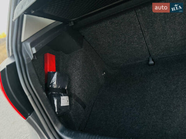 Сірий Фольксваген Гольф, об'ємом двигуна 1.6 л та пробігом 170 тис. км за 6600 $, фото 74 на Automoto.ua