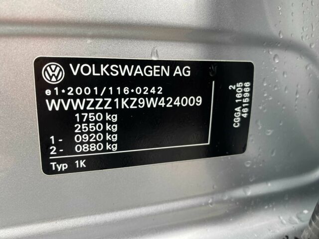 Серый Фольксваген Гольф, объемом двигателя 1.4 л и пробегом 228 тыс. км за 6899 $, фото 23 на Automoto.ua