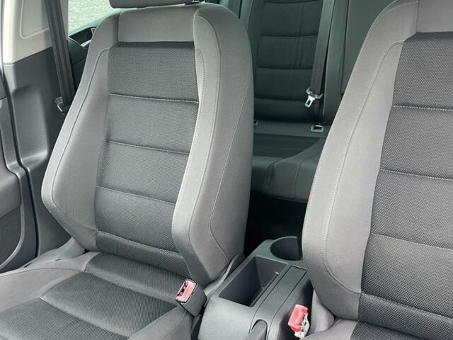 Сірий Фольксваген Гольф, об'ємом двигуна 1.4 л та пробігом 199 тис. км за 8000 $, фото 6 на Automoto.ua