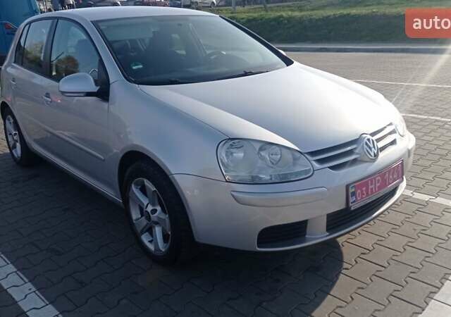 Сірий Фольксваген Гольф, об'ємом двигуна 1.6 л та пробігом 281 тис. км за 6250 $, фото 2 на Automoto.ua