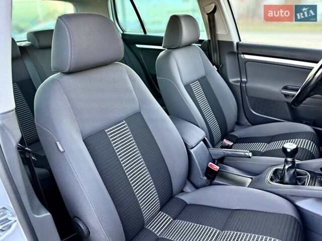 Сірий Фольксваген Гольф, об'ємом двигуна 1.6 л та пробігом 200 тис. км за 5790 $, фото 40 на Automoto.ua