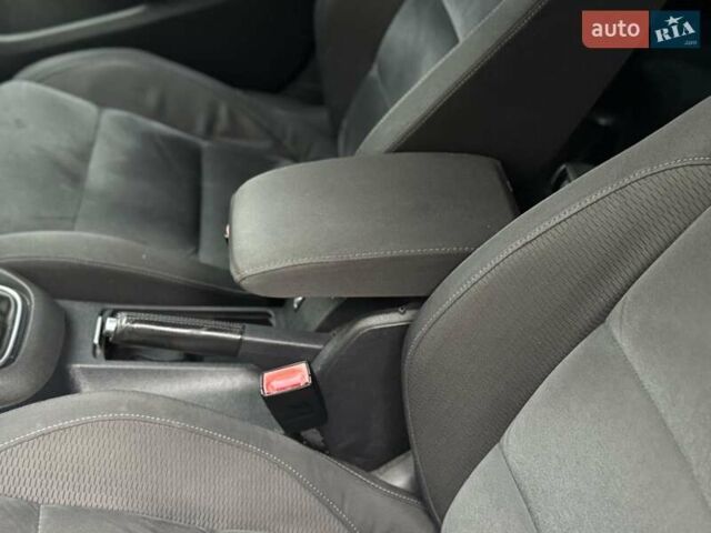 Фольксваген Гольф 2008 у Мукачеве на Automoto.ua Сірий Фольксваген Гольф, об'ємом двигуна 1.39 л та пробігом 238 тис. км за 8650 $, фото 3 на Automoto.ua
