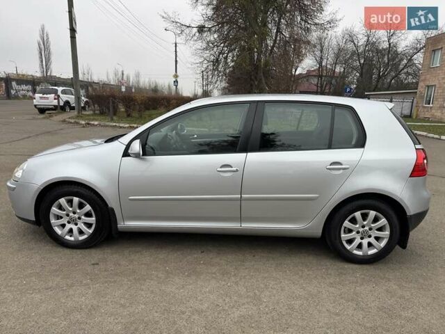 Серый Фольксваген Гольф, объемом двигателя 1.4 л и пробегом 233 тыс. км за 7500 $, фото 12 на Automoto.ua