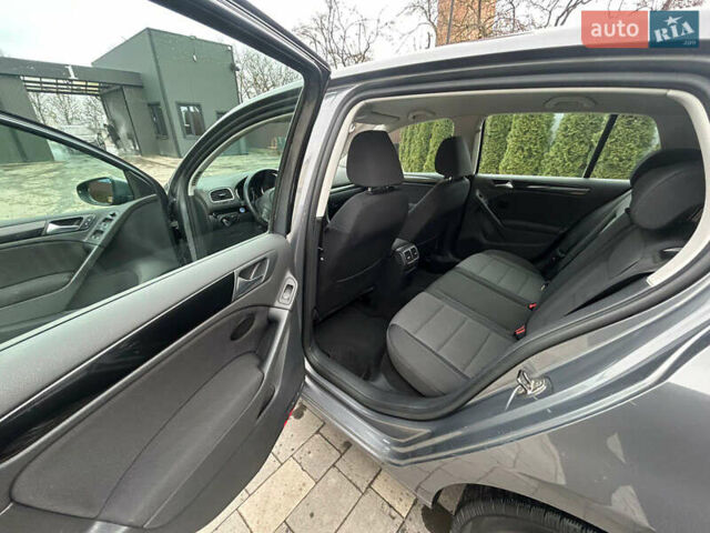 Серый Фольксваген Гольф, объемом двигателя 1.6 л и пробегом 202 тыс. км за 8300 $, фото 10 на Automoto.ua