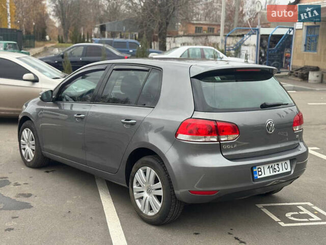 Серый Фольксваген Гольф, объемом двигателя 1.6 л и пробегом 231 тыс. км за 7400 $, фото 21 на Automoto.ua